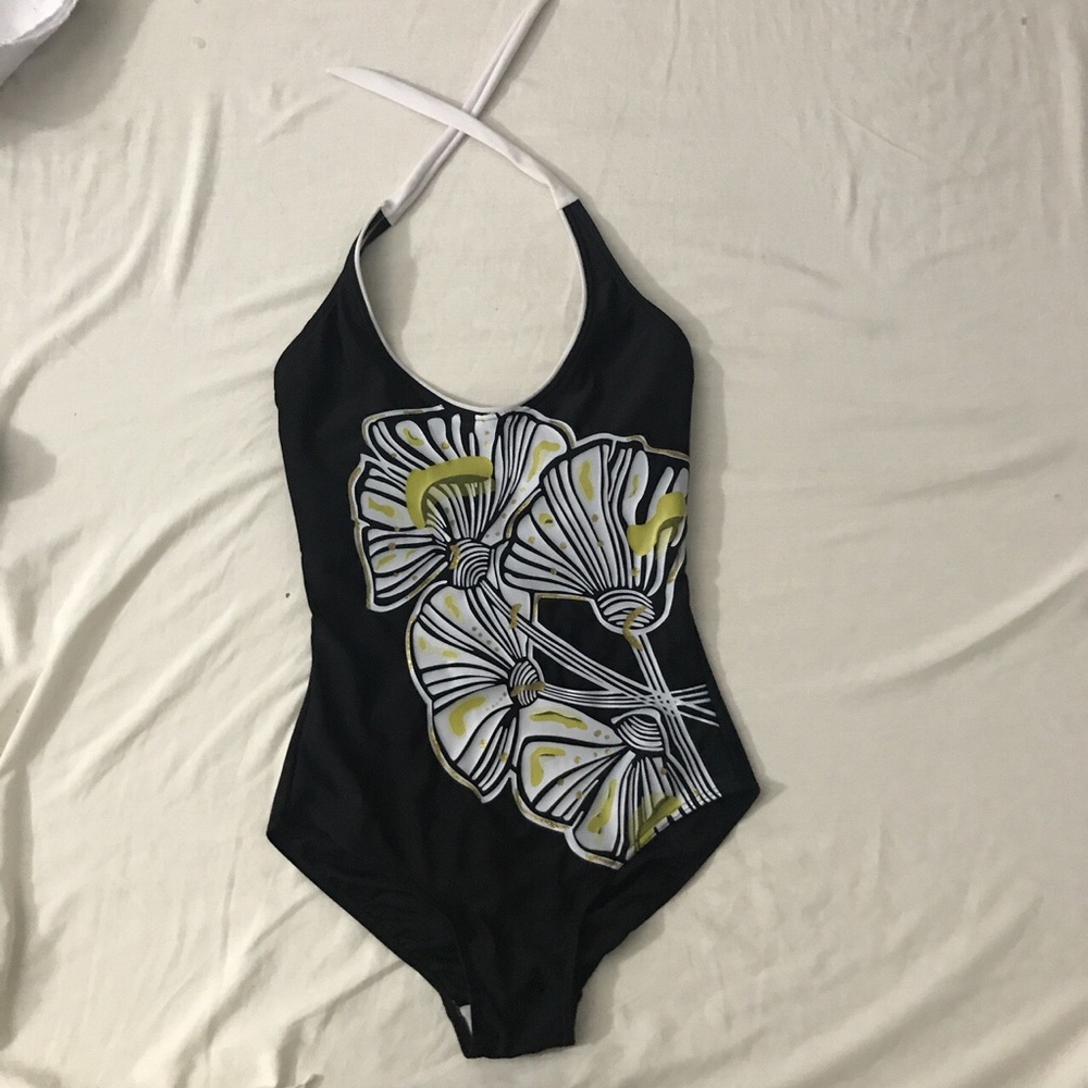 Super cute one piece